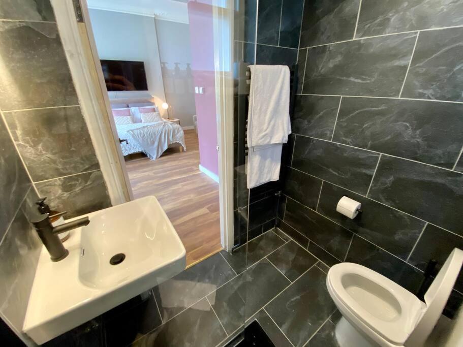 Studio For 3 Near Regents Park N5 London Eksteriør billede